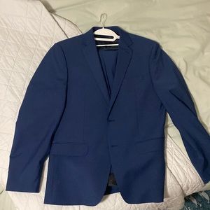42R slim fit suit with 32x32 pants